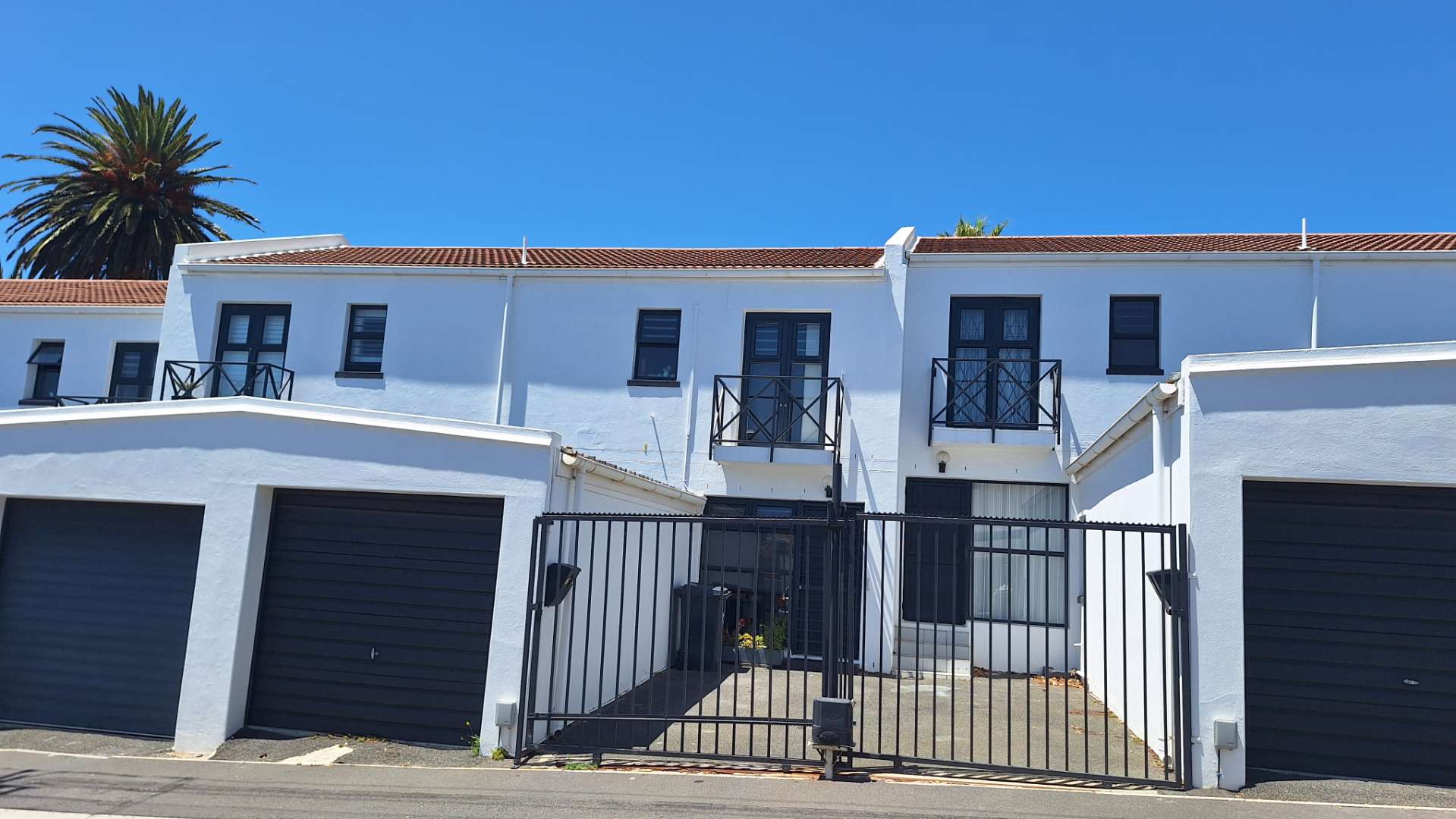 3 Bedroom Property for Sale in Woodstock Western Cape